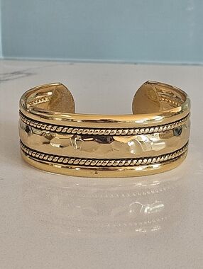 1" Wide Women's Gold Hammered Rope Cuff Bracelet
